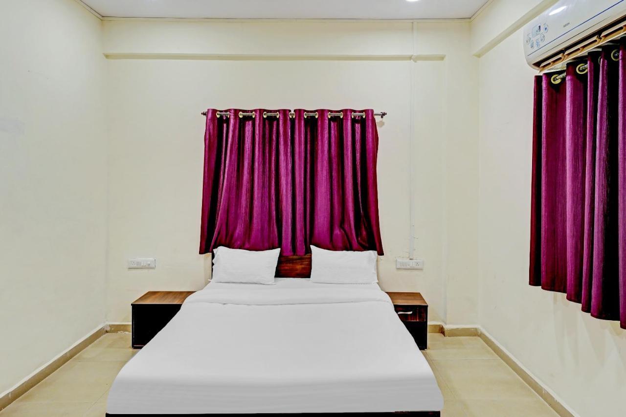 Amba Executive An Apartment Hotel Mundhva Εξωτερικό φωτογραφία