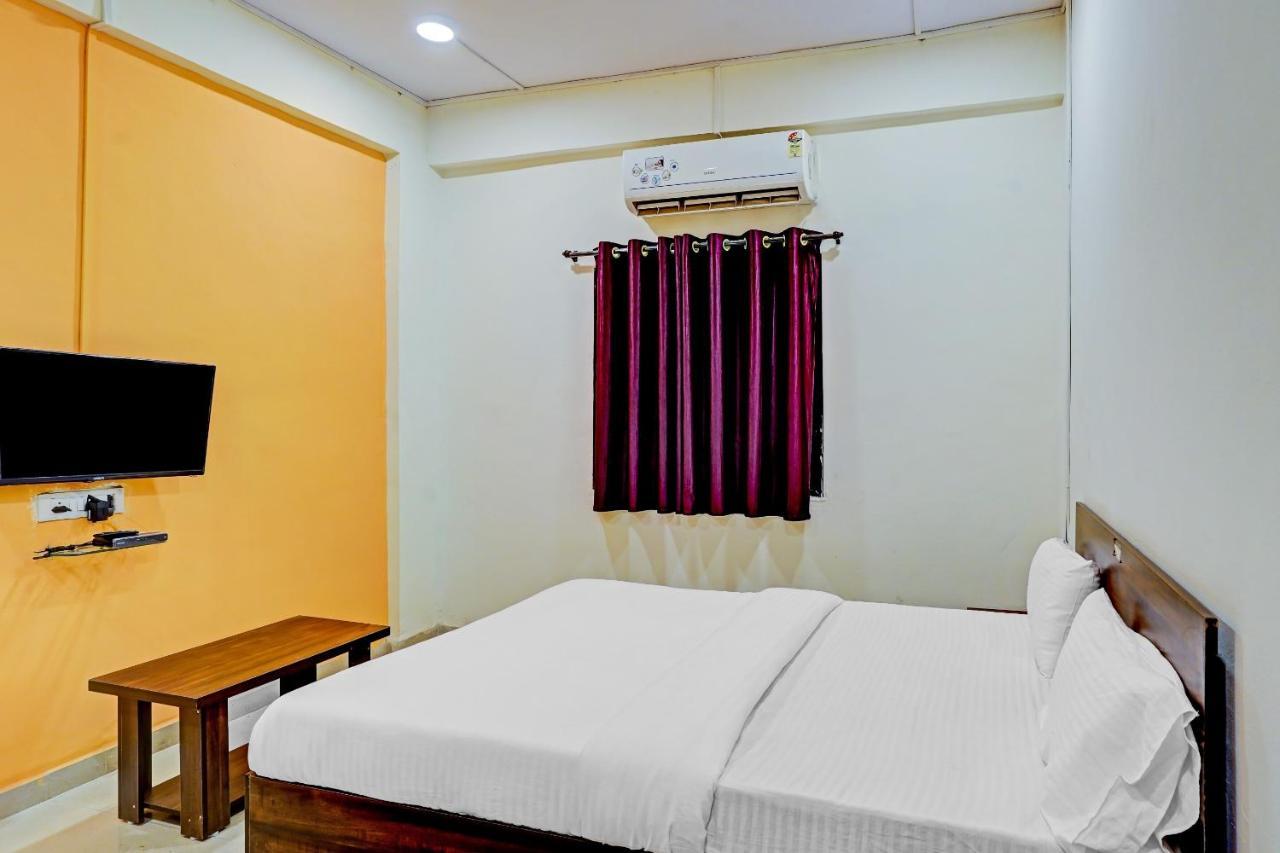 Amba Executive An Apartment Hotel Mundhva Εξωτερικό φωτογραφία