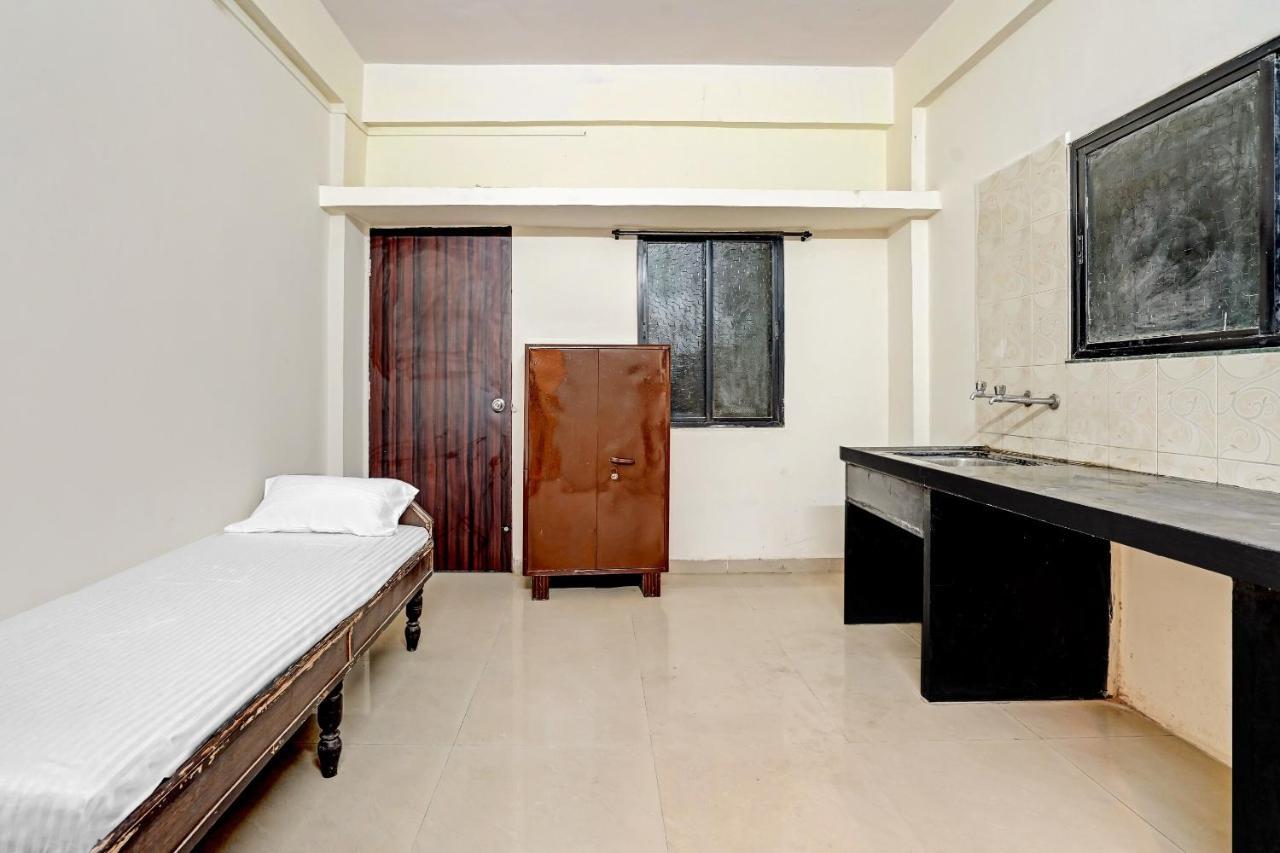 Amba Executive An Apartment Hotel Mundhva Εξωτερικό φωτογραφία